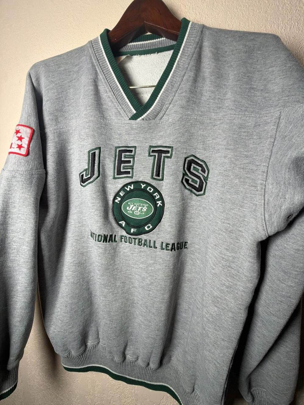 Vintage Lee Sport New York Jets NFL V-Neck Sweatshirt Size M